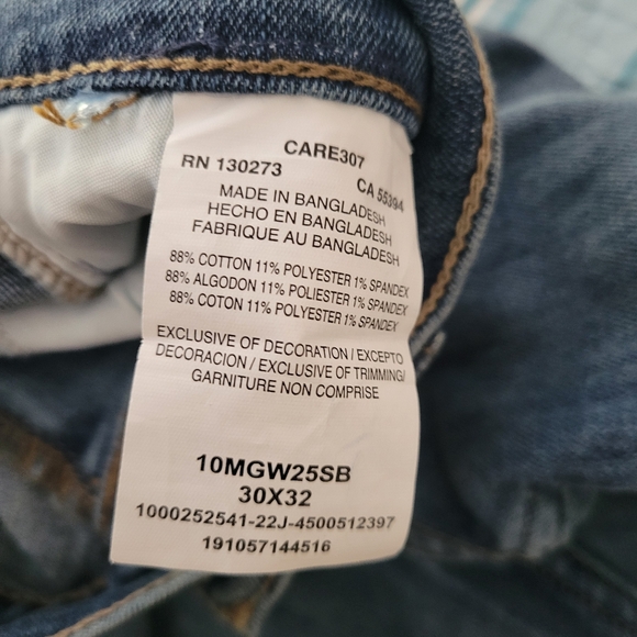 Wrangler 30 x 30 Rugged Wear Jeans - Picture 4 of 4